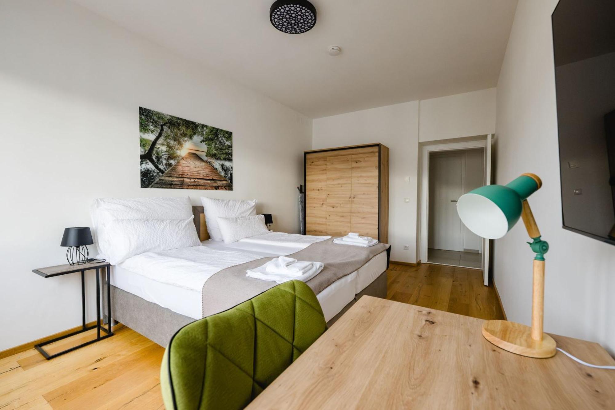 Tamliving Center Luxury 4 Rooms Smart Tv Kitchen Great View Graz Zewnętrze zdjęcie
